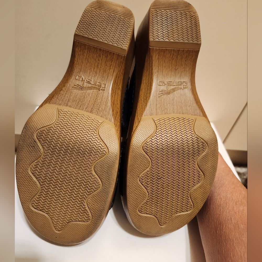 Dansko "Sophie" Black Leather Adjustable Buckle Slip-on Sandals sz.8/39 Ret.$140 - Picture 7 of 7